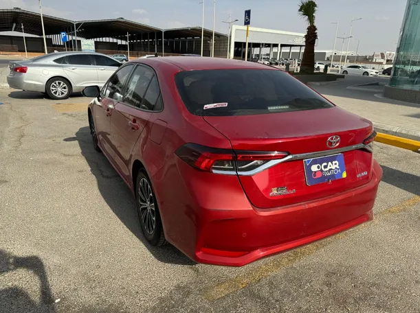 Car image 7