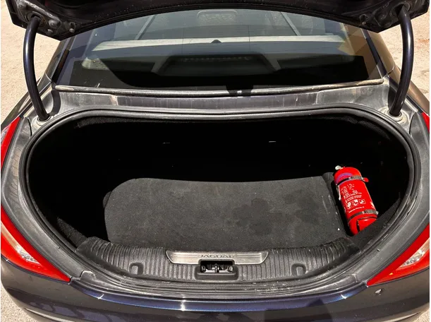 Car image 22