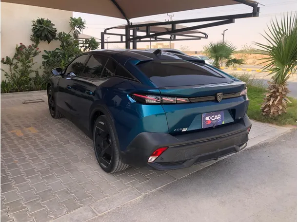 Car image 7