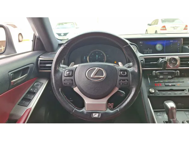 Car image 20