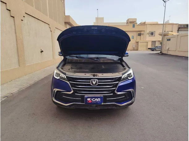 Car image 33