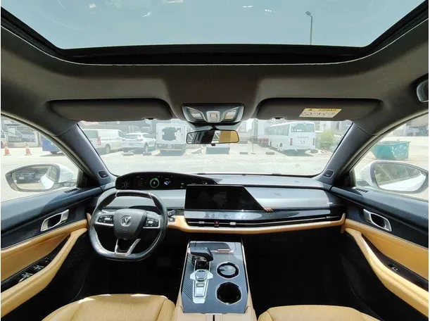 Car image 24