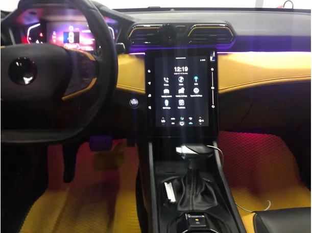 Car image 16