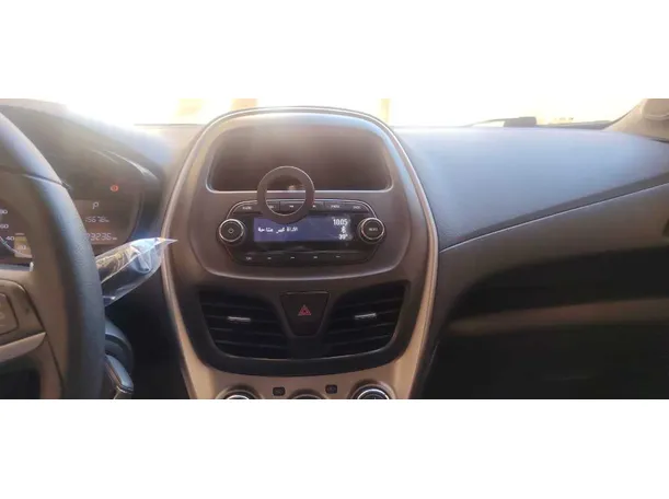 Car image 17