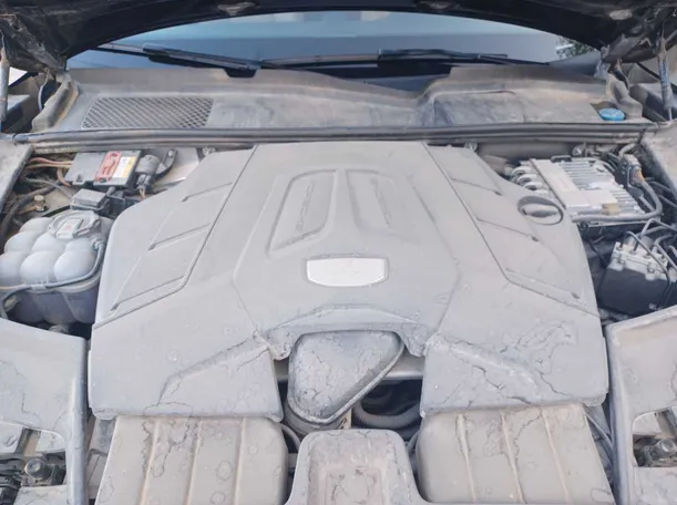 Car image 24