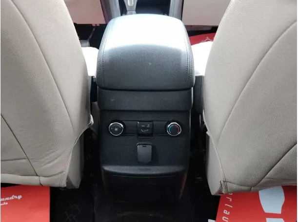 Car image 31