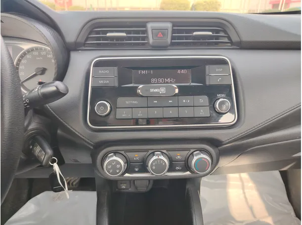 Car image 20