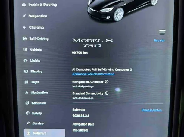 Car image 28