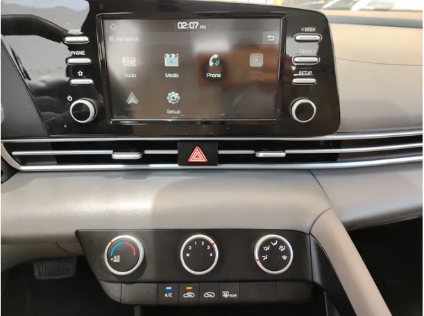 Car image 20