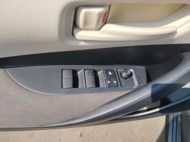 Car image 42
