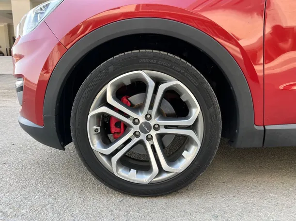 Car image 9