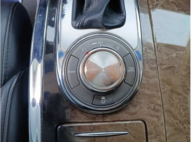 Car image 23