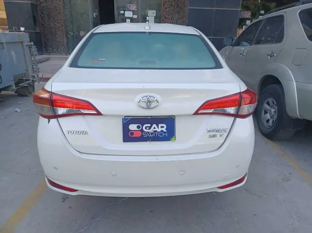 Car image 6