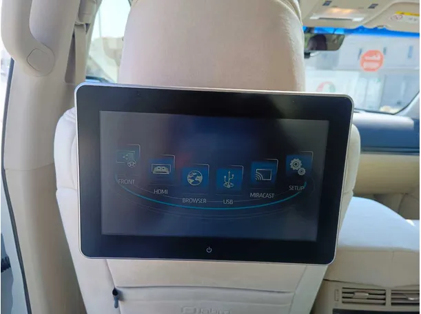 Car image 39