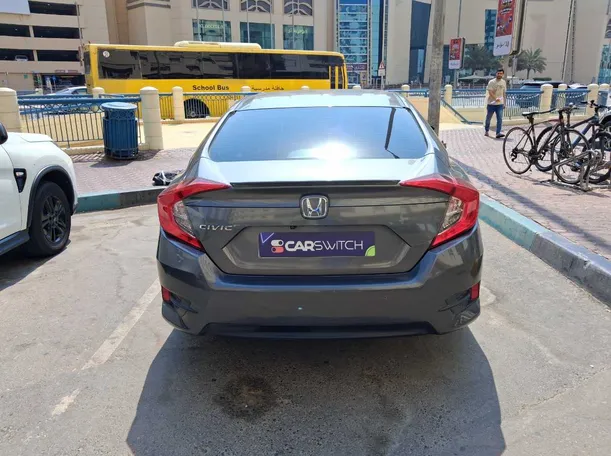 Car image 6