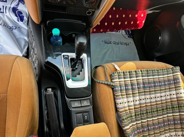 Car image 18