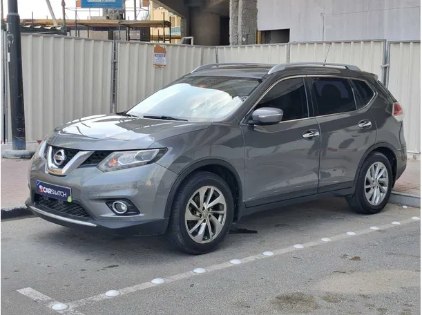 2015 Nissan X-Trail in Dubai