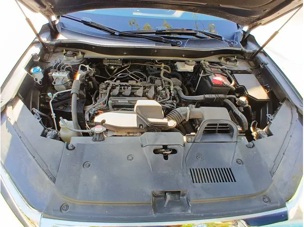 Car image 26