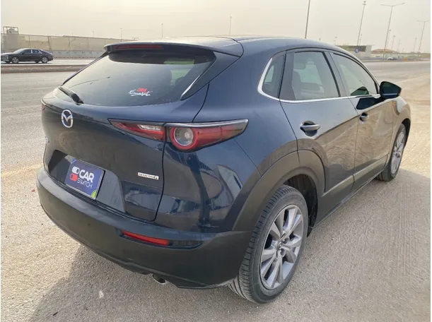 Car image 5