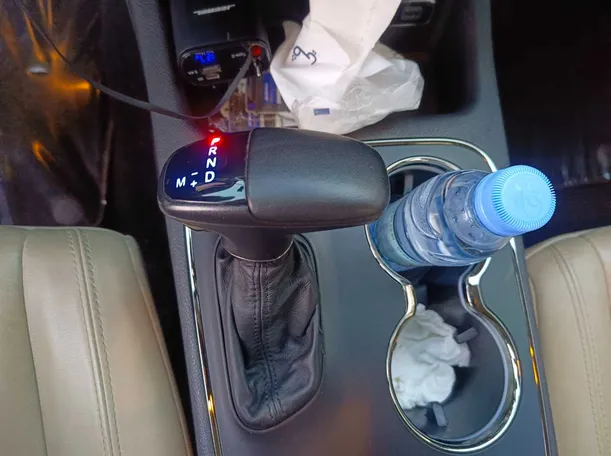 Car image 23