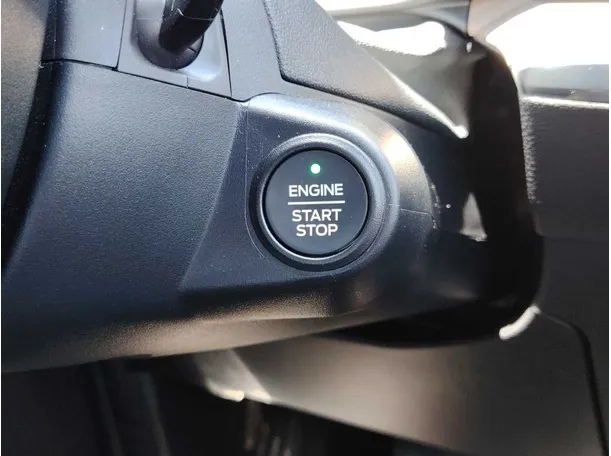 Car image 32