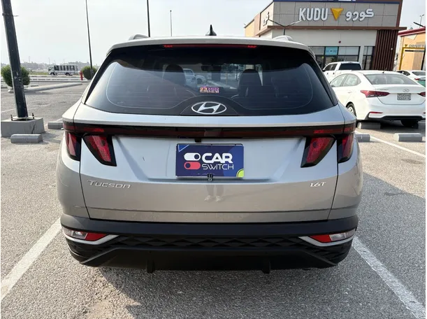 Car image 6