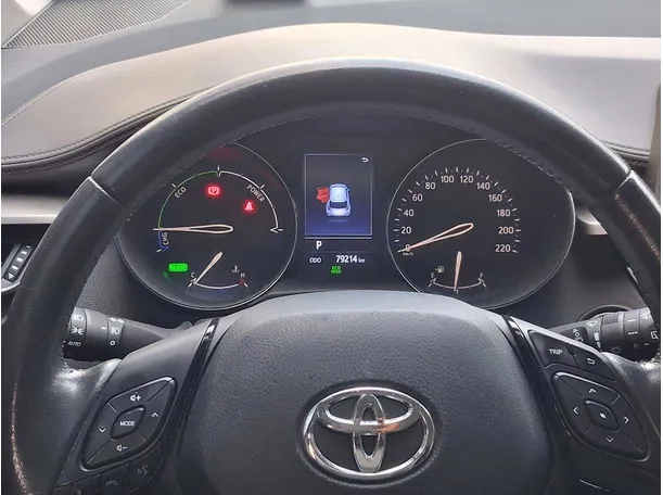 Car image 20