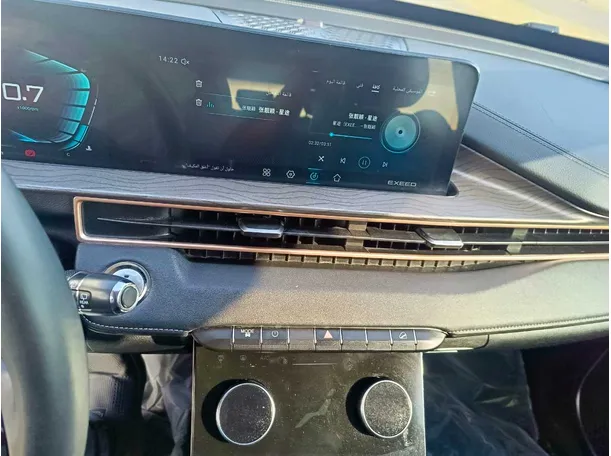Car image 22