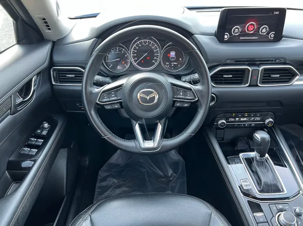 Car image 19