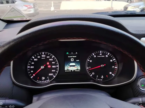 Car image 25