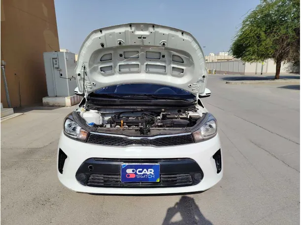Car image 29