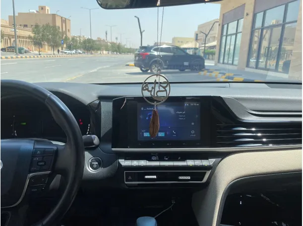 Car image 20