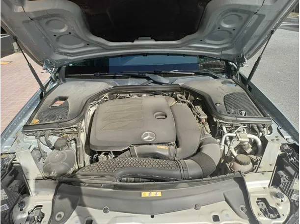 Car image 29