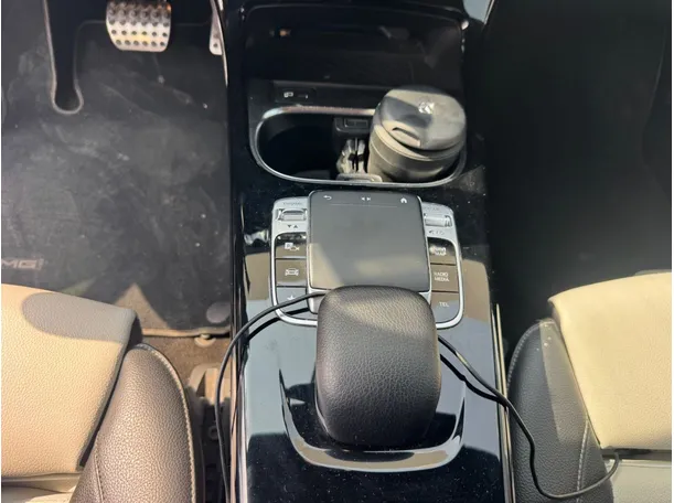 Car image 22