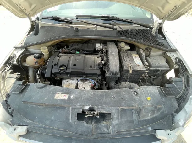 Car image 20
