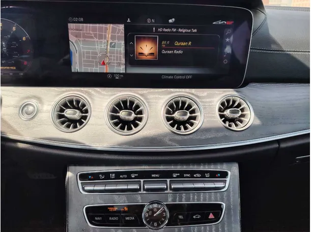 Car image 21