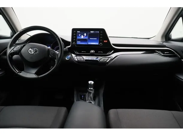 Car image 14