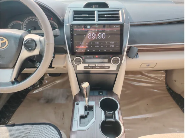 Car image 18