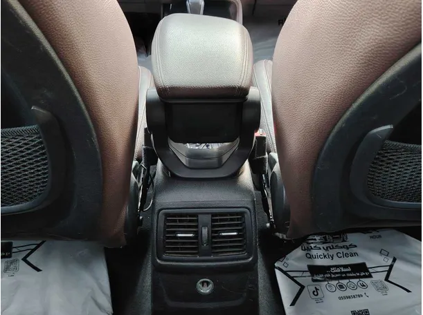 Car image 31