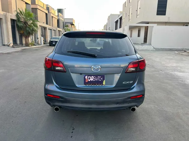 Car image 6