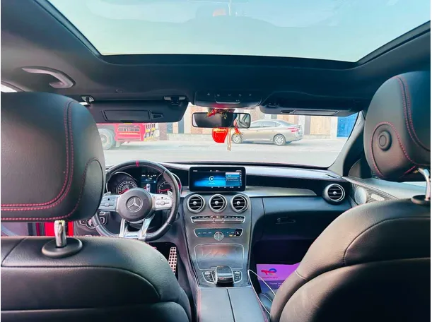 Car image 9
