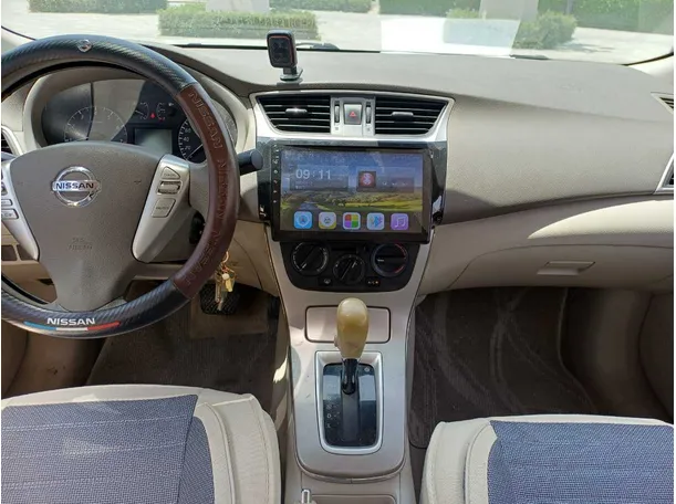 Car image 15