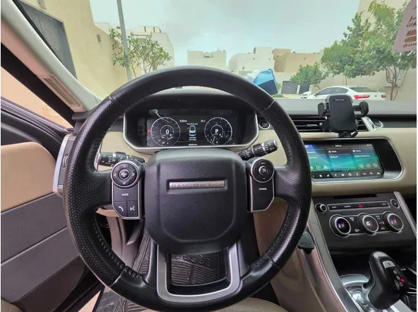 Car image 29