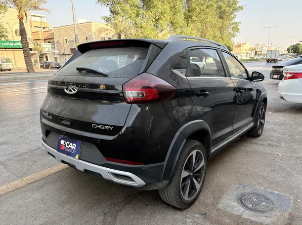 Car image 5