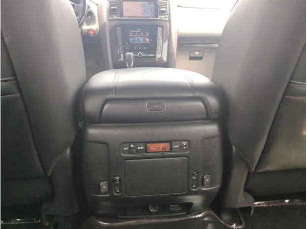 Car image 38
