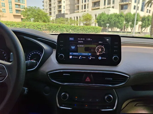 Car image 15