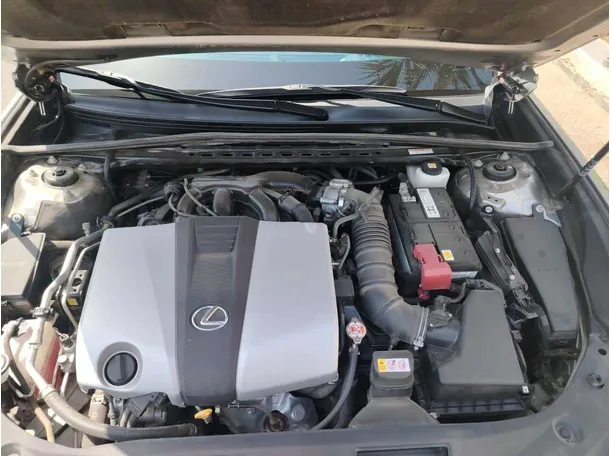 Car image 46