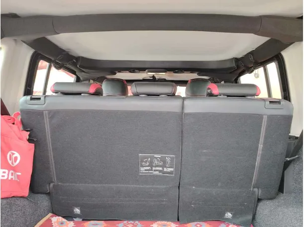 Car image 21