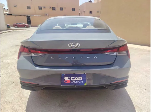 Car image 6