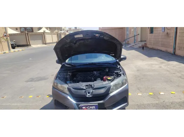 Car image 23